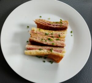 Croque-monsieur Cyril Lignac : des ingrédients simples mais une cuisson maîtrisée !