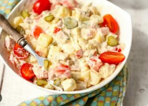 Recette de salade à base de pommes de terre : la recette de la Piémontaise